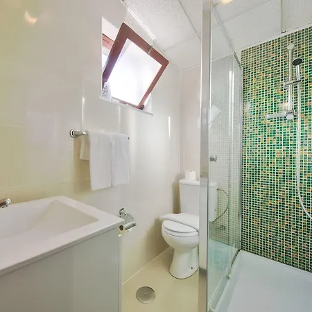 5 Bicas Πανσιόν Αβέιρο