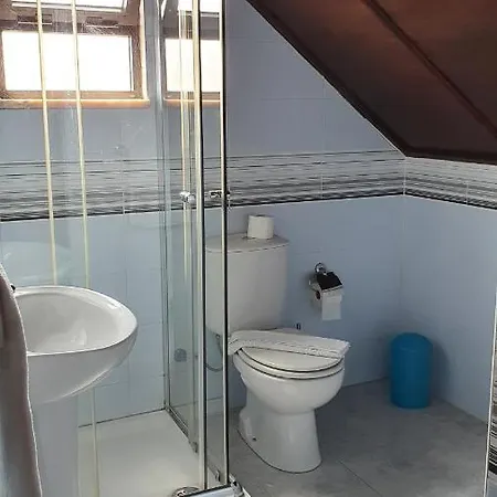 Guest house 5 Bicas 3*