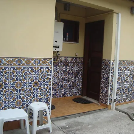 5 Bicas ゲストハウス アヴェイロ