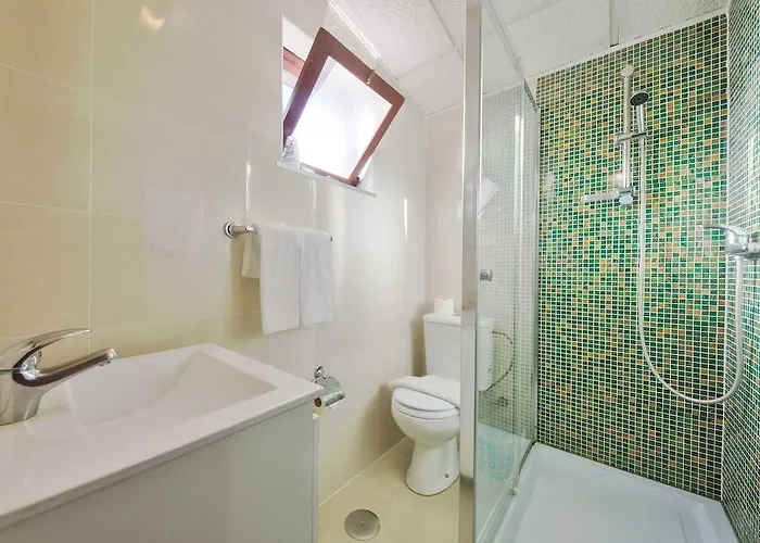 5 Bicas Гостевой дом Авейру